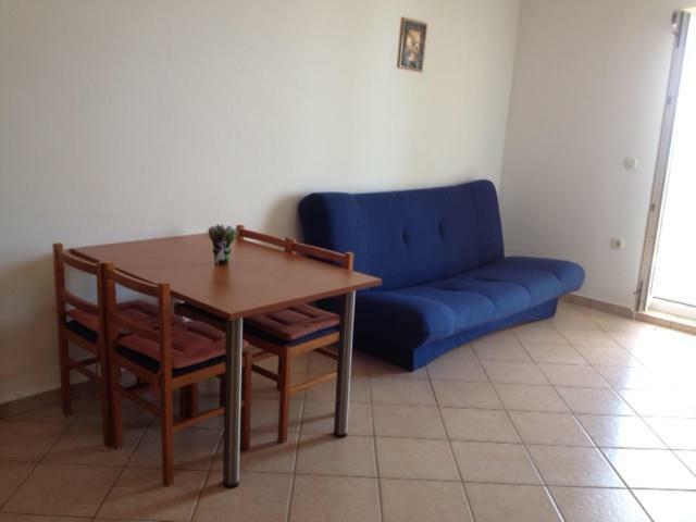 Apartments Isabella - Family Only Кустичі Екстер'єр фото