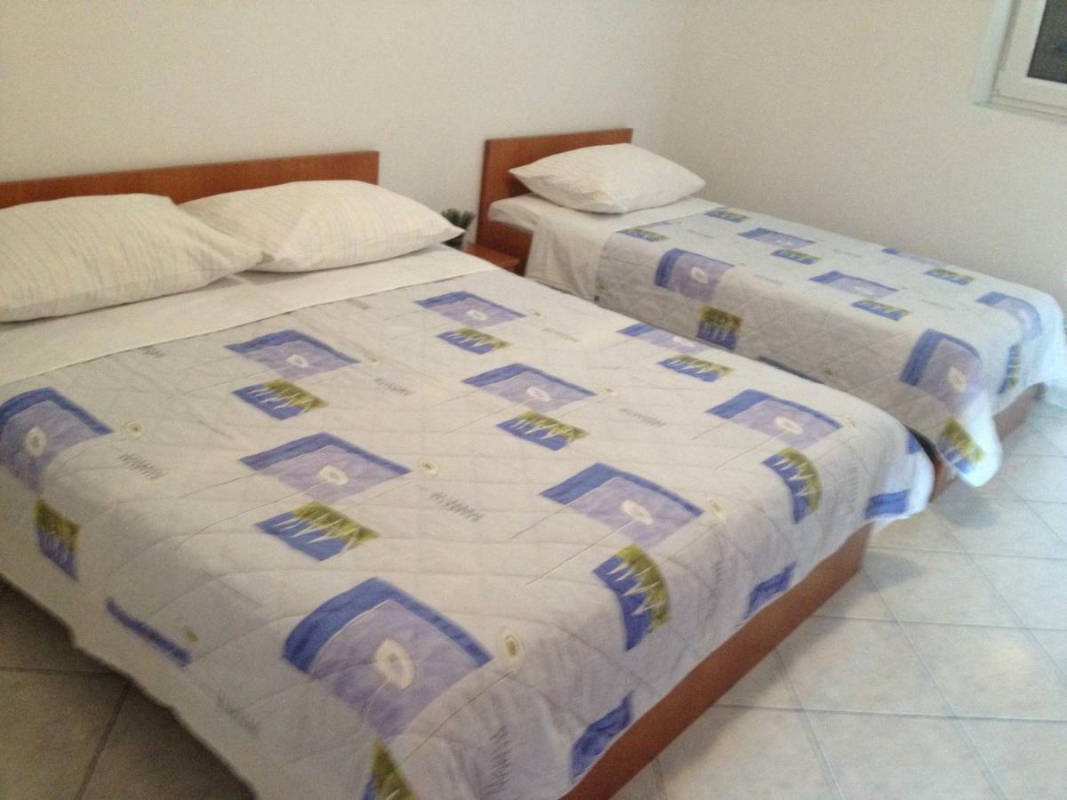 Apartments Isabella - Family Only Кустичі Екстер'єр фото